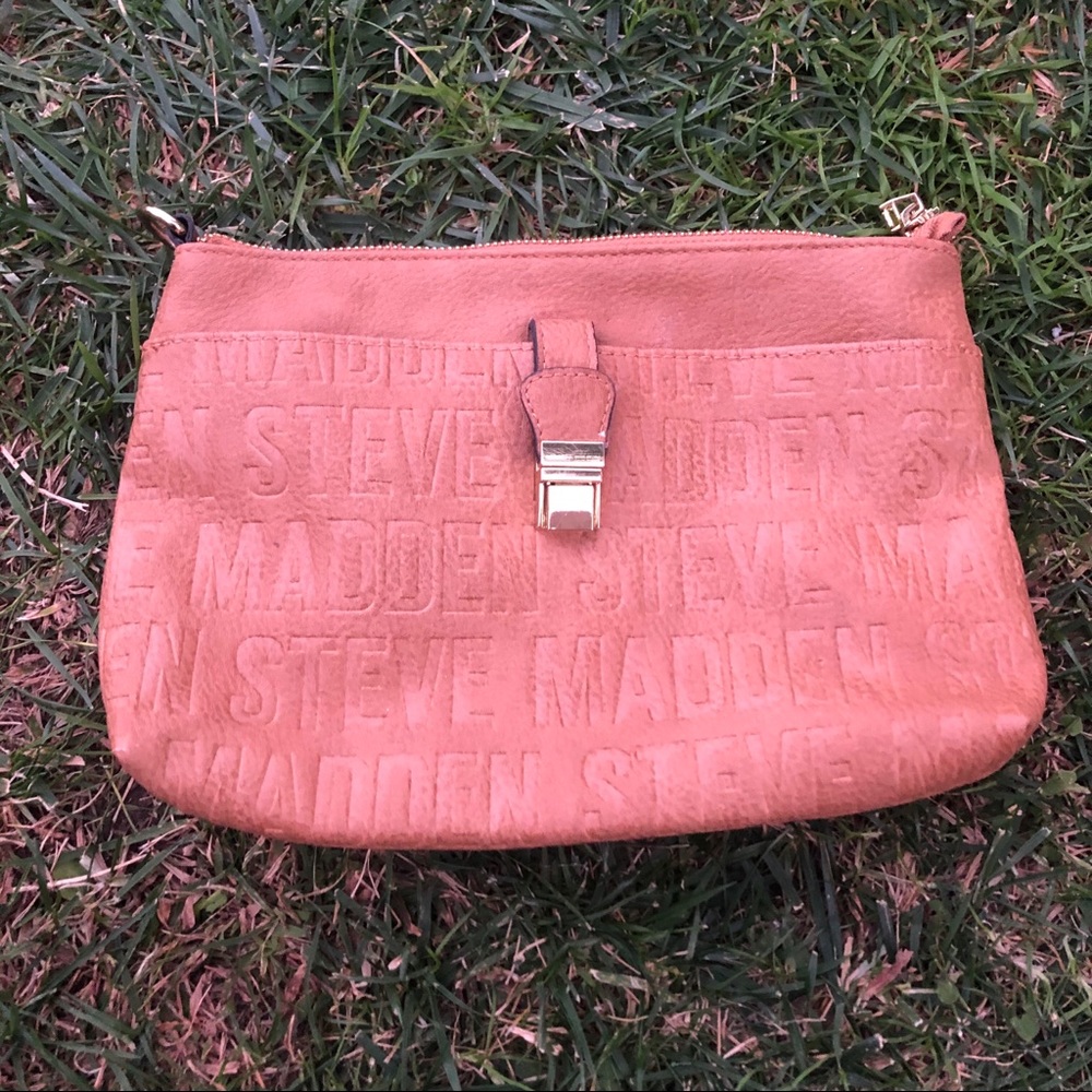 Steve Madden clutch